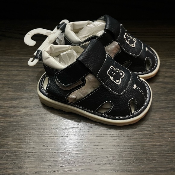 Baby boy sandals from Italy sz 3 NWT - Picture 1 of 4